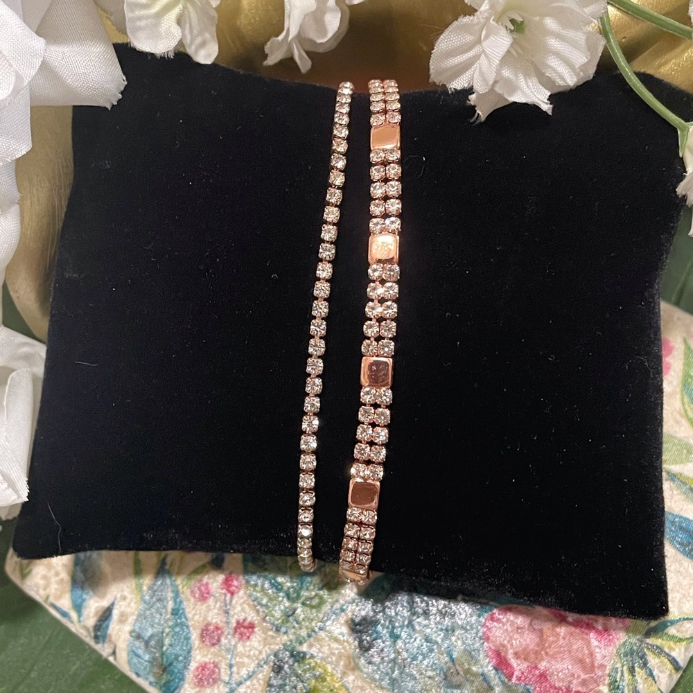 💎 Set of Two Rose Gold Crystal Bracelets - Picture 3 of 8